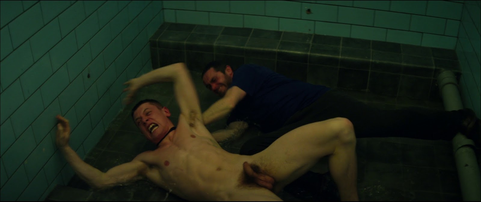 Jack O'Connell - Naked in "Starred Up.