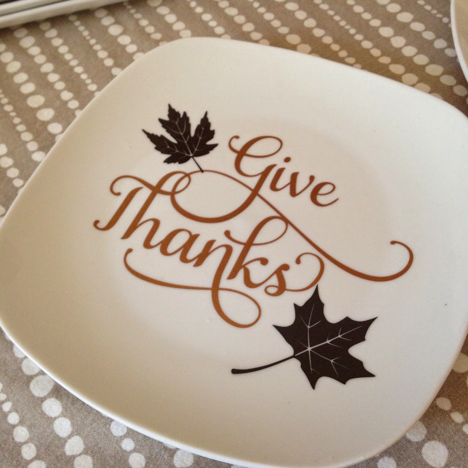 1-diy-thanksgiving-decorative-plates-and-a-giveaway-silhouette-school