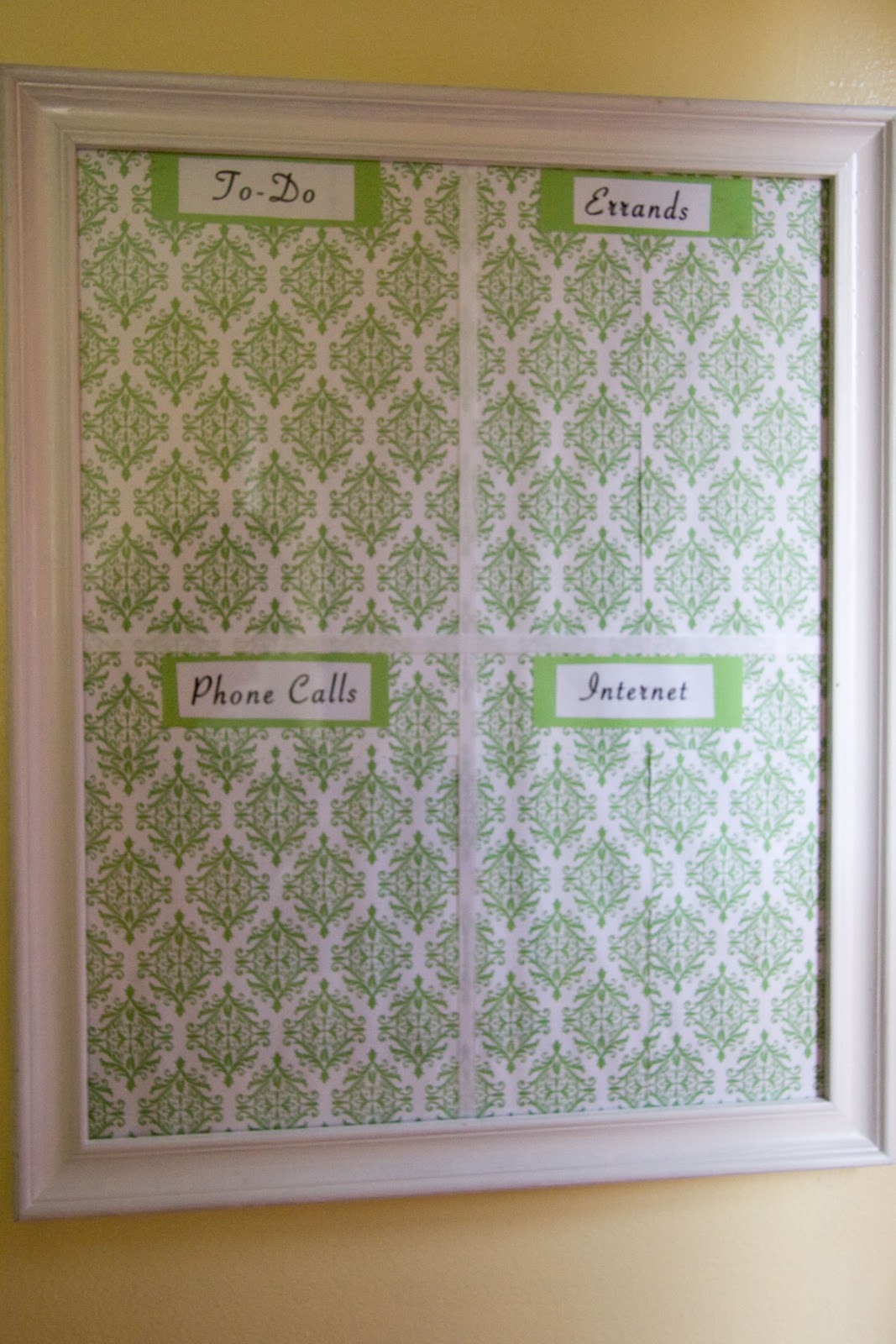 The Wonder Years DIY Kitchen Memo Board