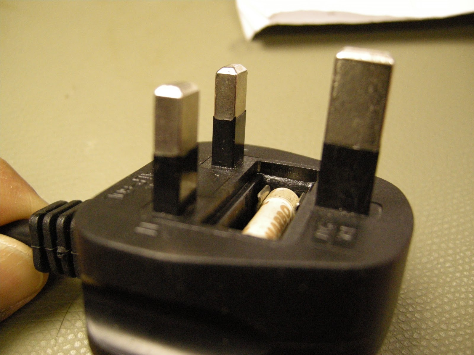 PAT Testing and Electrical Safety Dangerous IEC power cords