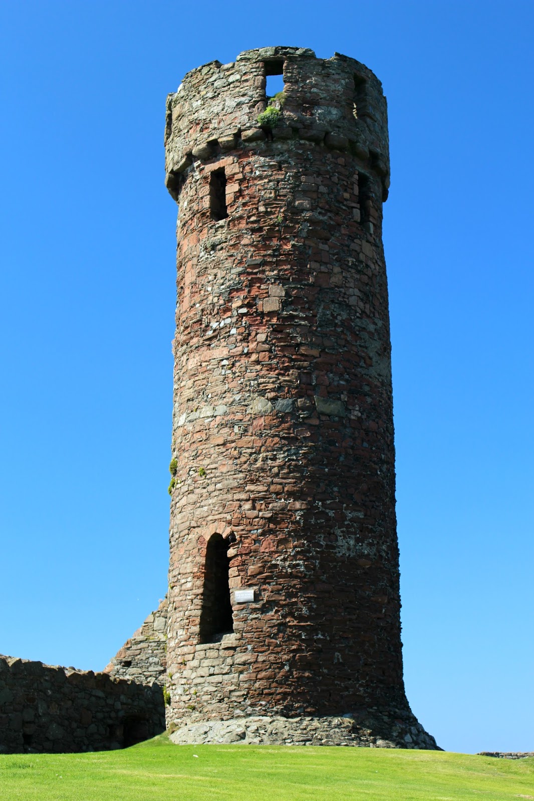 Isle Of Man Photo Diary Peel tower beach castle