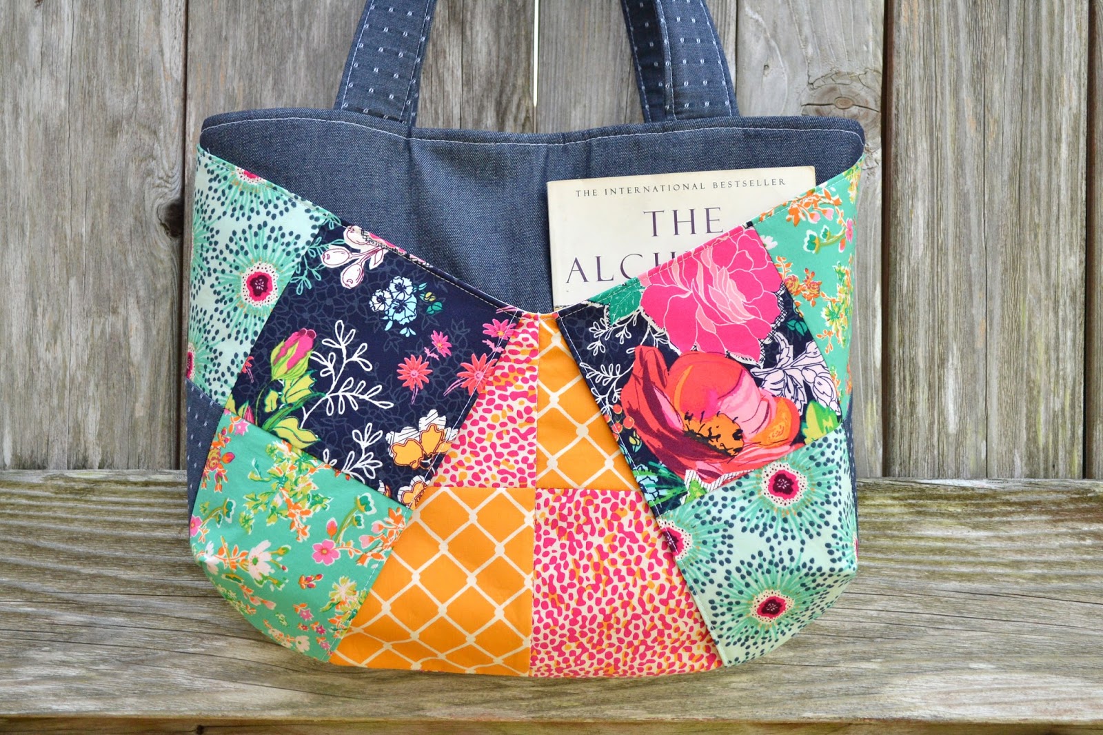 Blue Susan makes Colorful Patchwork Bags and Baskets Craftsy Class Review