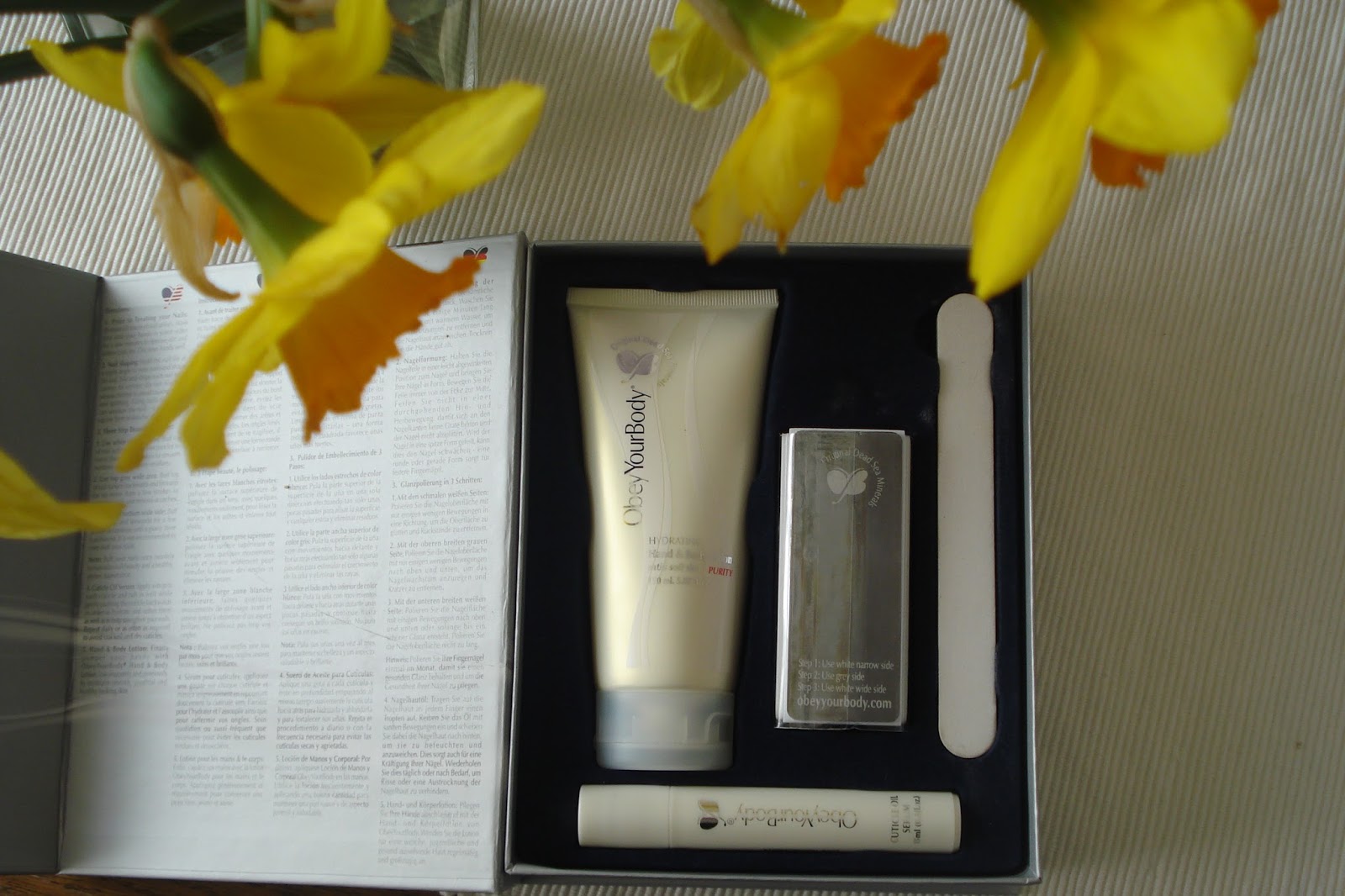 Šljokica Obey Your Body Nail Care Kit