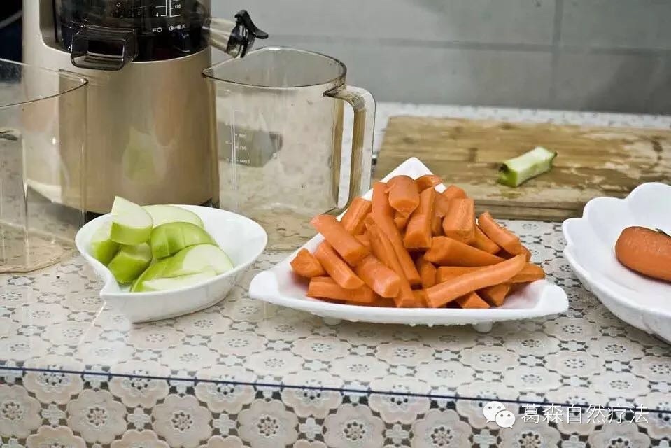 Apple & Carrot 果汁