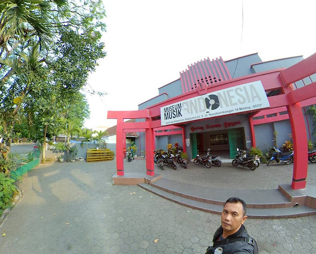 Museum Musik Indonesia ( MMI ) terlengkap ternyata ada di ...