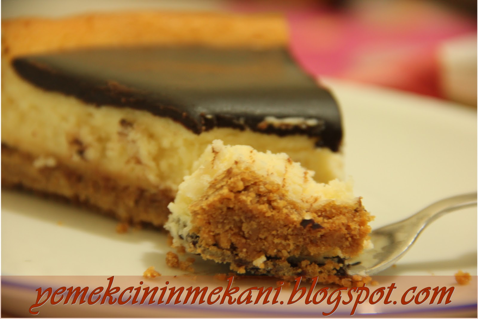 Çikolata Soslu Cheesecake Yemekçinin Mekanı