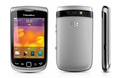 BlackBerry Torch 9810 in silver