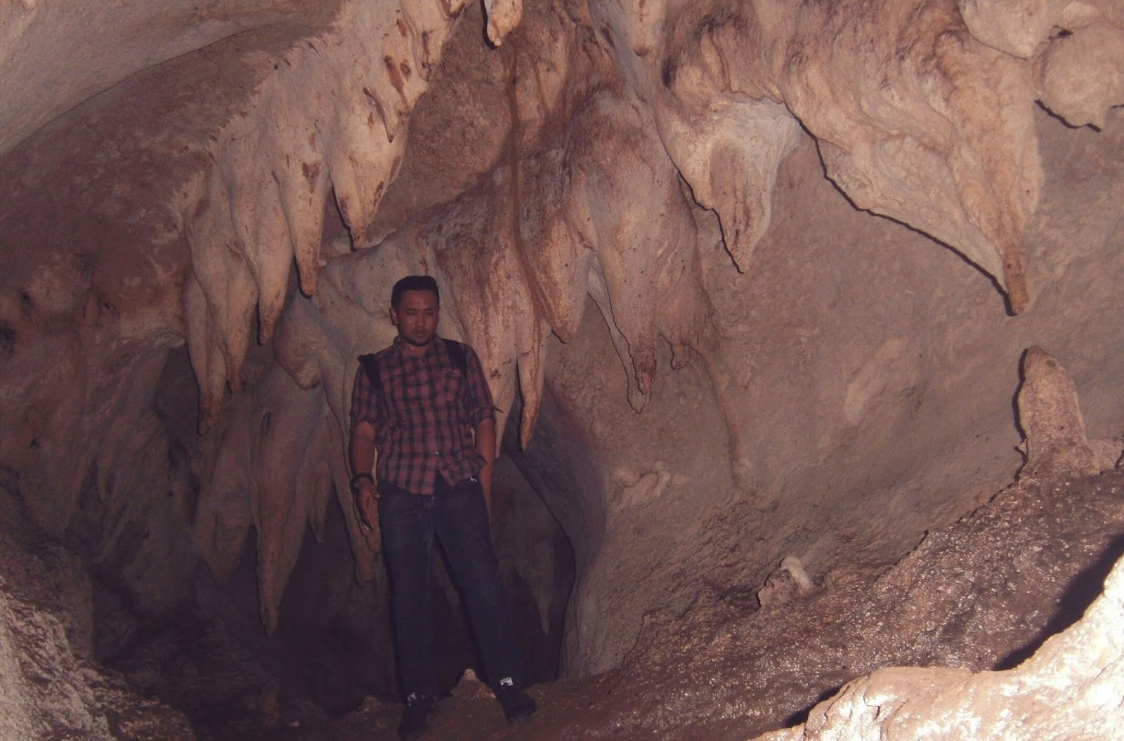 Penemuan Gua Stalaktit Gumbasalu , Taruhan Nyawa