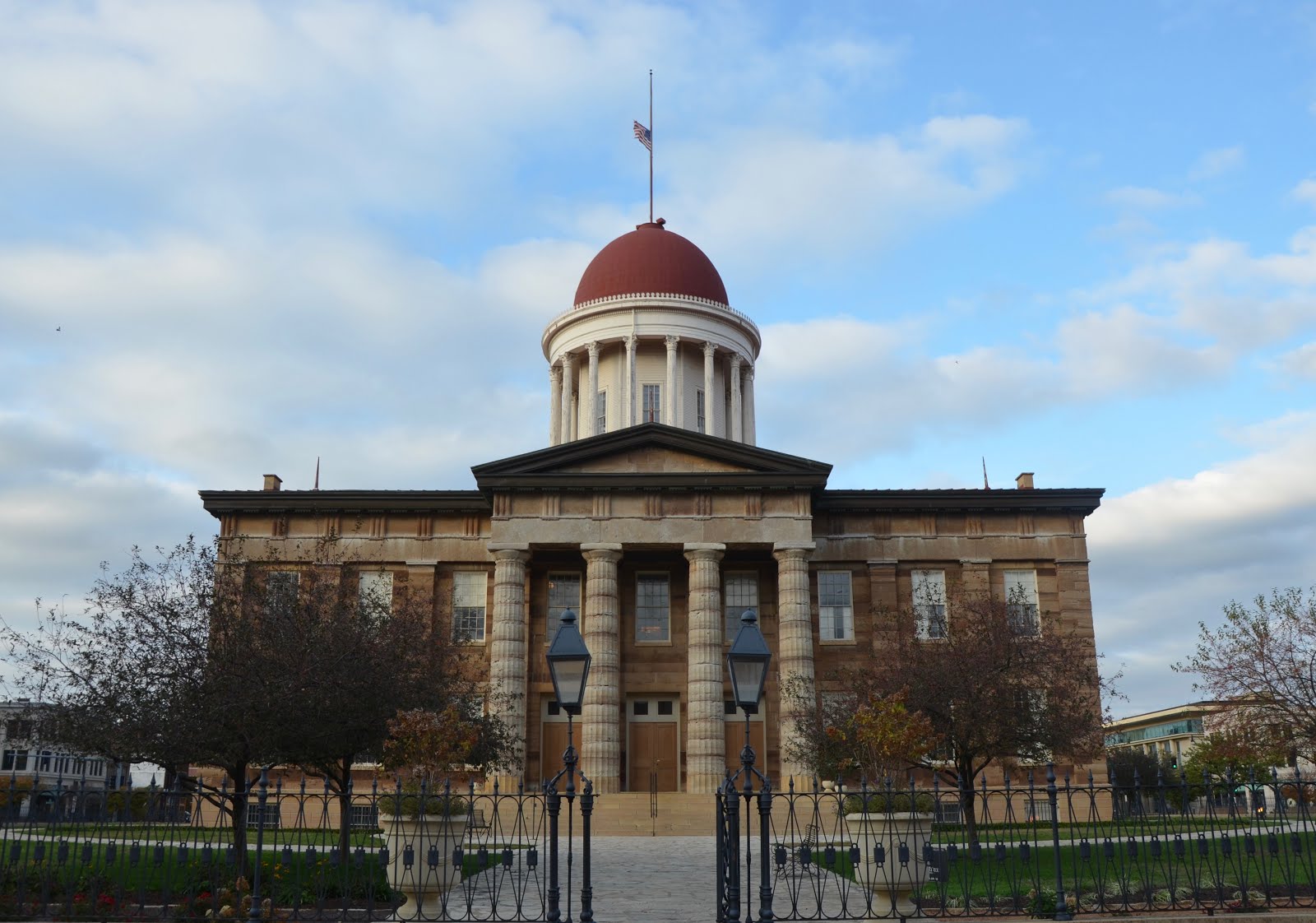 Midwest Family Traveler Old State Capitol in Springfield