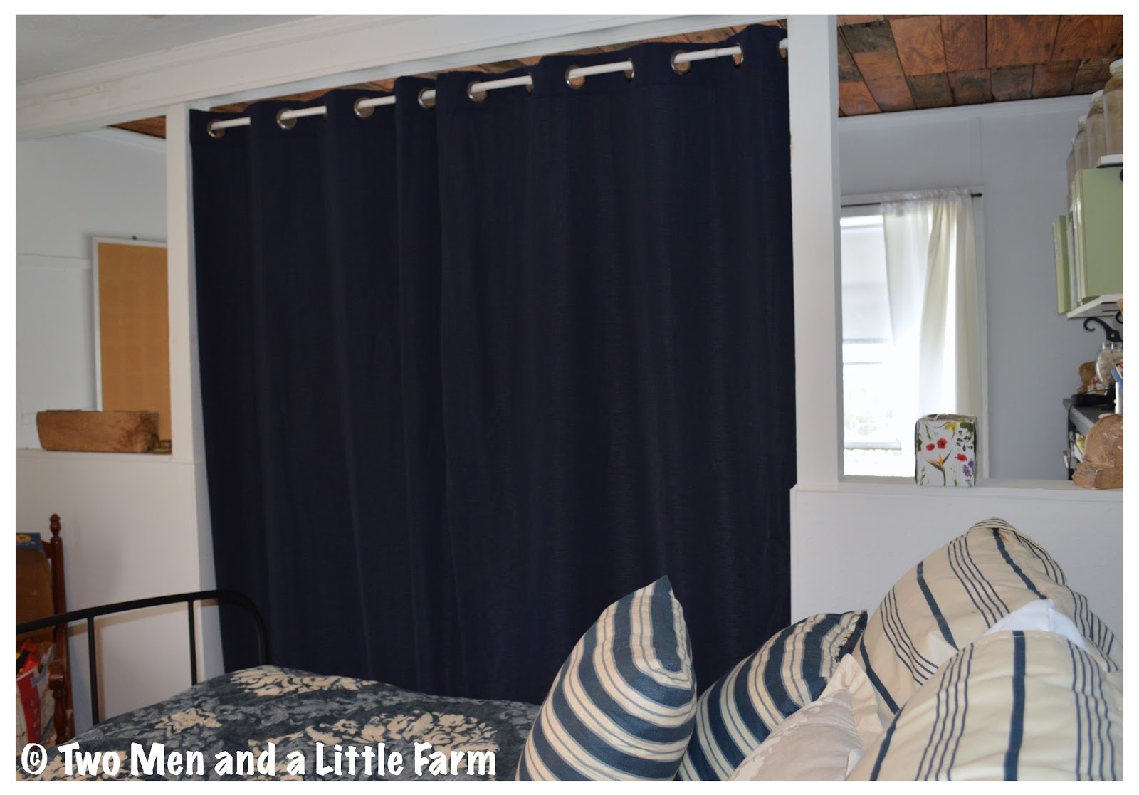 How To Room Dividing Curtains Up