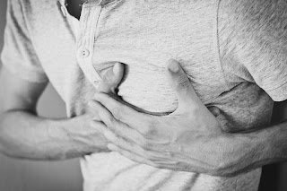 Never Ignore These 11 Heart Symptoms Heart Symptoms,heart attack symptoms warning signs,symptoms of heart attack in men under 40,mini heart attack symptoms,symptoms of heart failure,coronary artery disease symptoms,how to check heart blockage at home