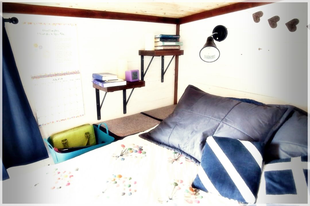 TinyHouse-89350276583