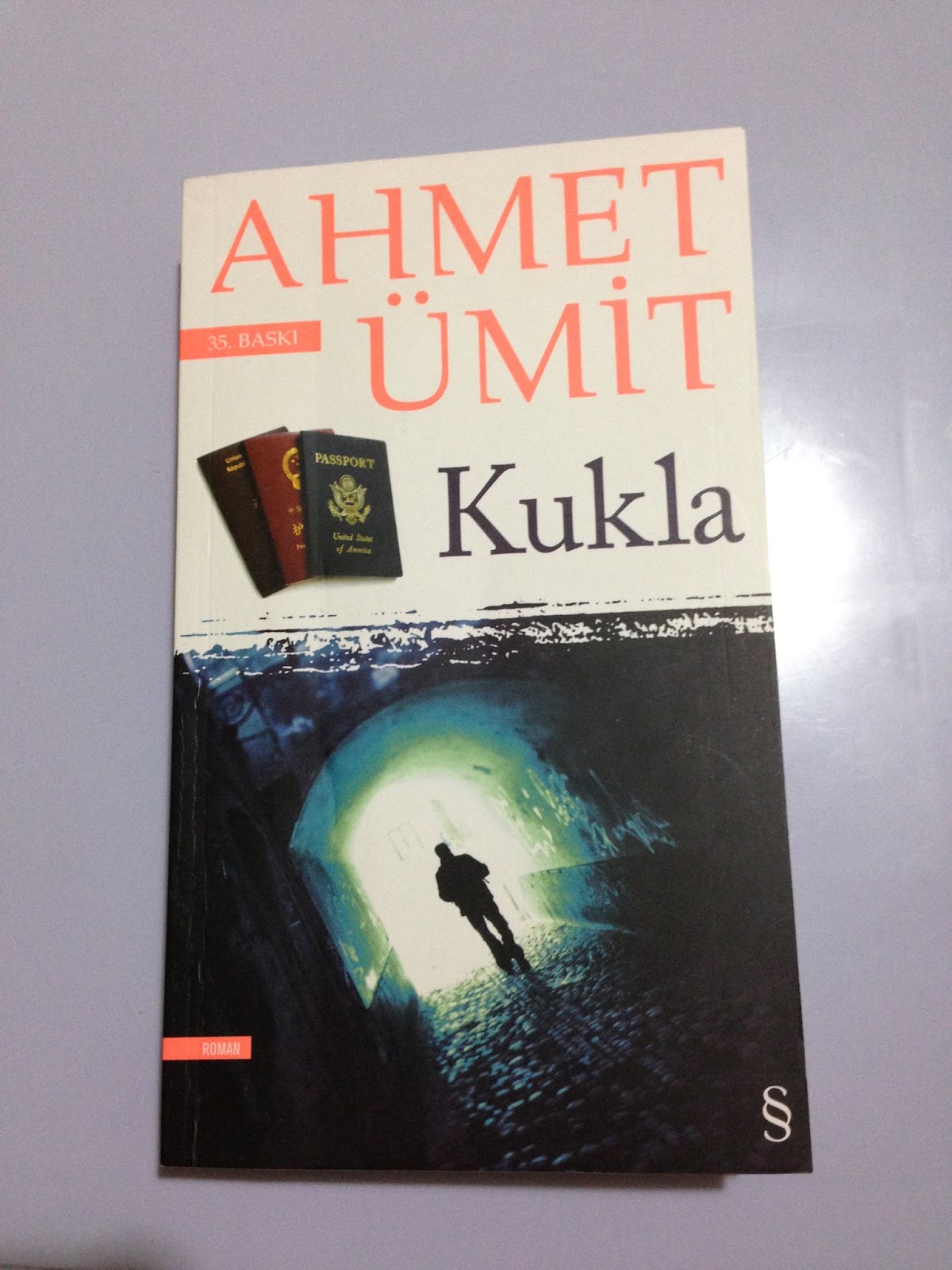 MorMidye: Okudum: Kukla (Ahmet Ümit) 