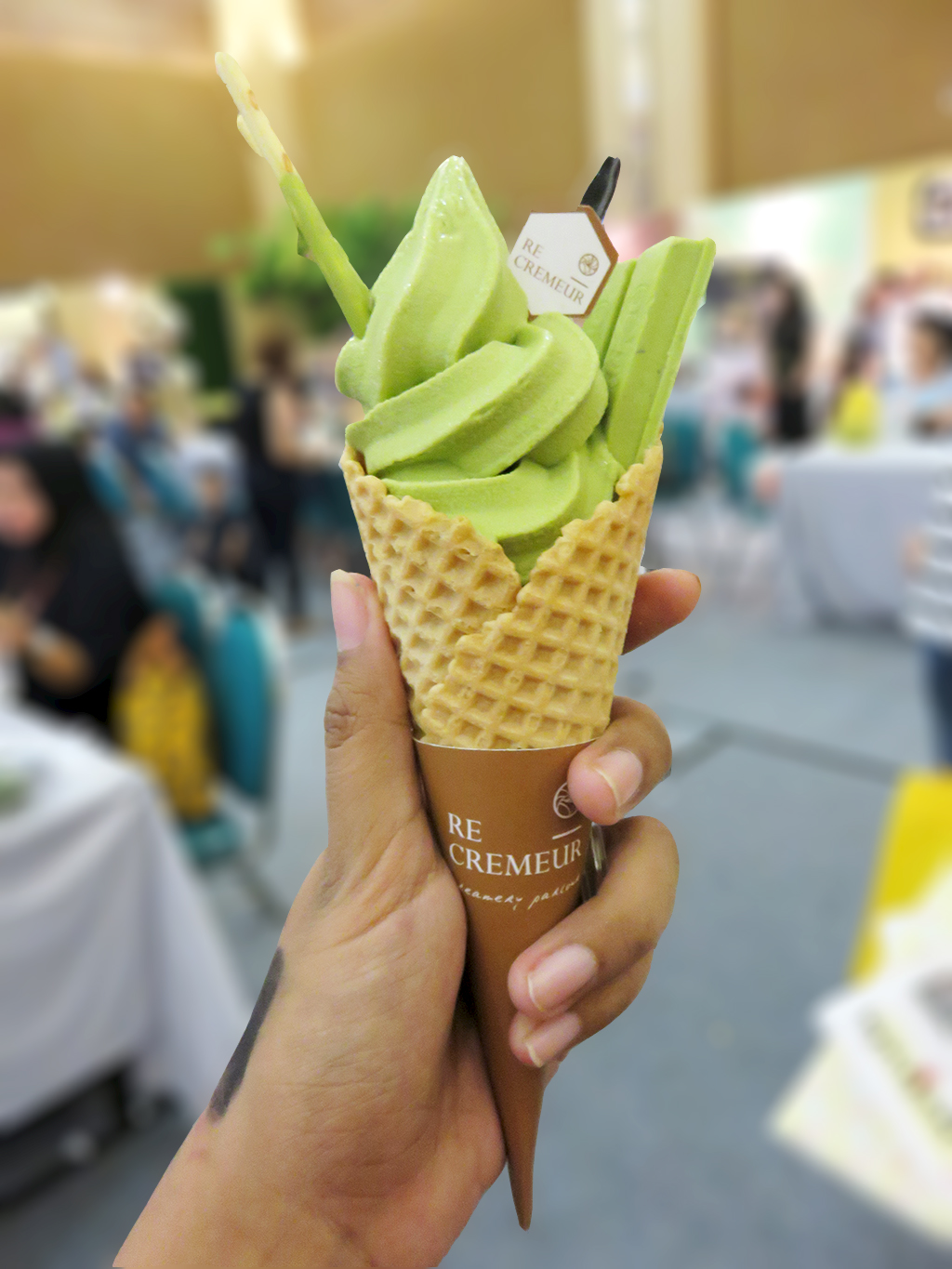 Re Cremeur Kit Kat Green Tea Ice Cone Black Cat Eat