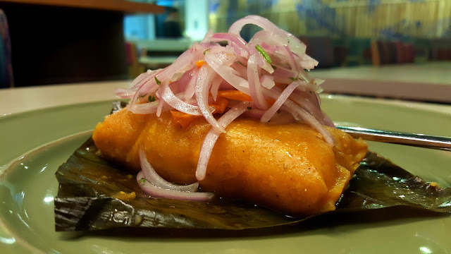 food blogger dubai - peruvian tamal