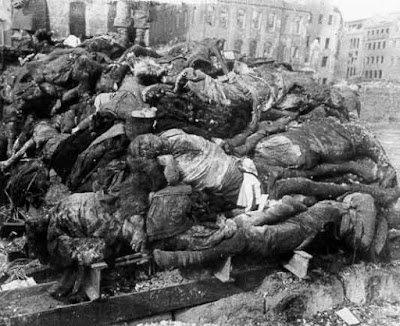 massacre Allies over Germany - 1945