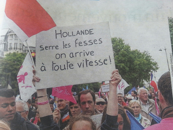 Hollande serre les fesses