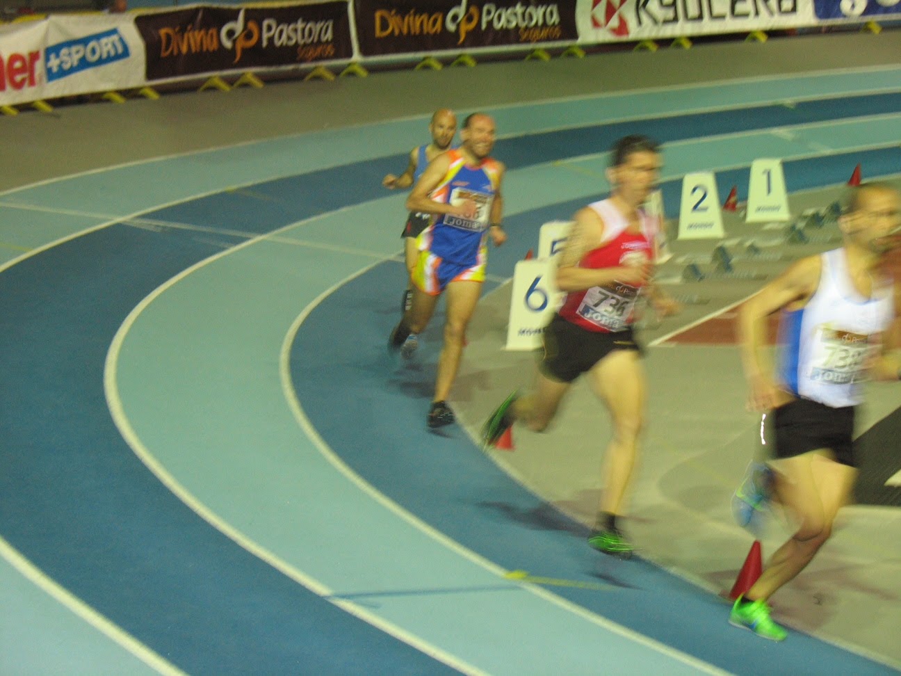 CLUB DE ATLETISMO LA NUCÍA Campeonato de España Veterano en Pista Cubierta