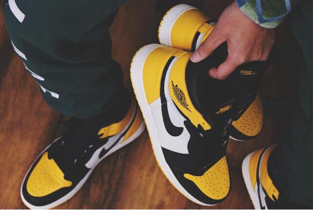 jordan 1 yellow toe on feet