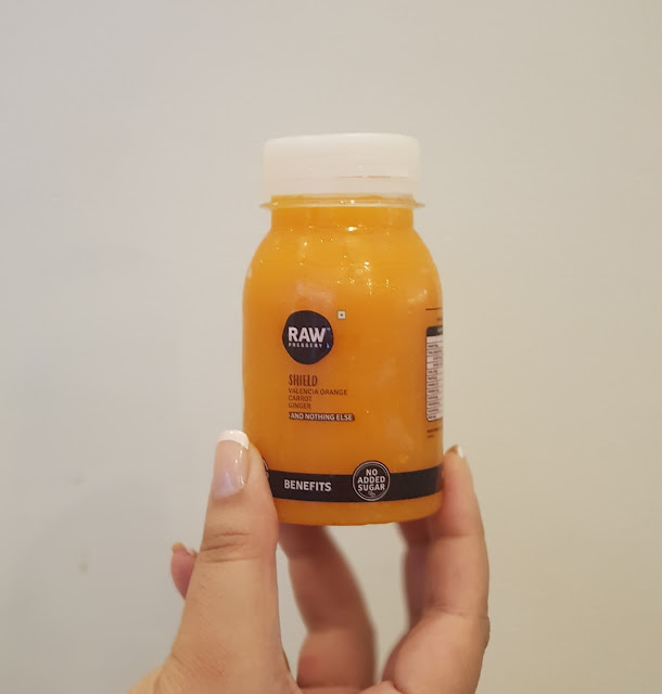 food blogger dubai jacqueline fernandes raw pressery juice