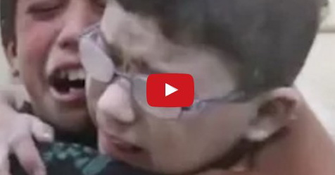 VIDEO: Isak Tangis Dua Bocah Suriah Yang Selamat Ini Membuat Siapapun Jadi Terharu