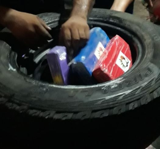 Polícia apreende 10 Kg de cocaína em Parnaíba e dois são presos Polícia apreende 10 Kg de cocaína em Parnaíba e dois são presos