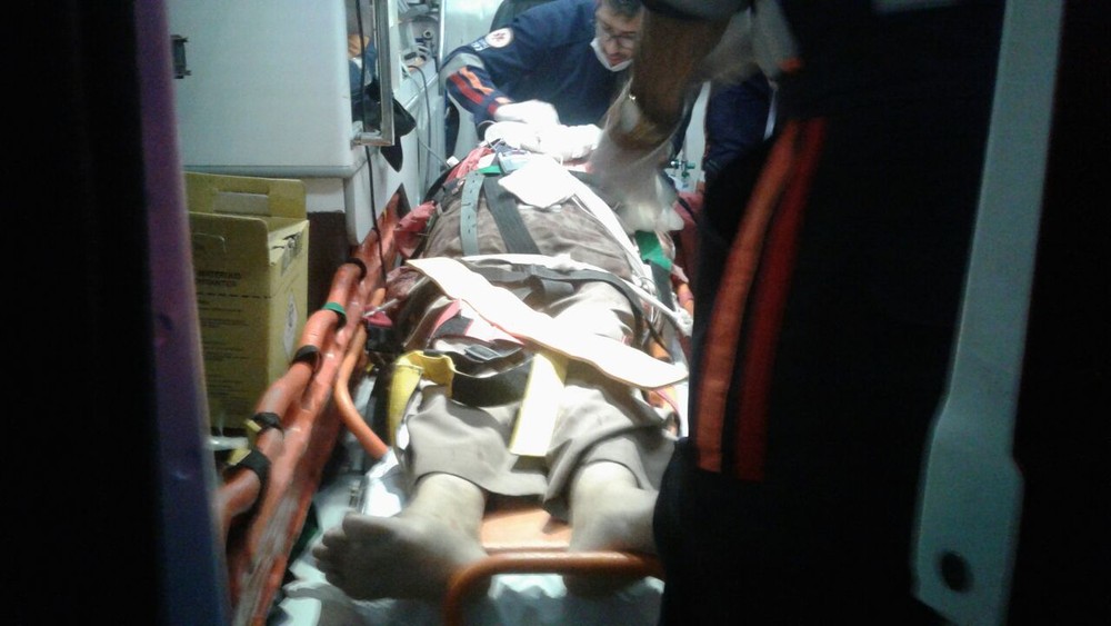 Padre é atacado por homem com facão em Feira de Santana; estado dele é grave