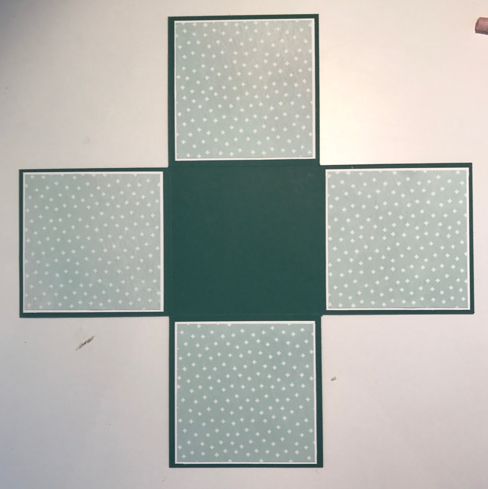 Tutorial for Explosion Box with 3D Celebration Cake