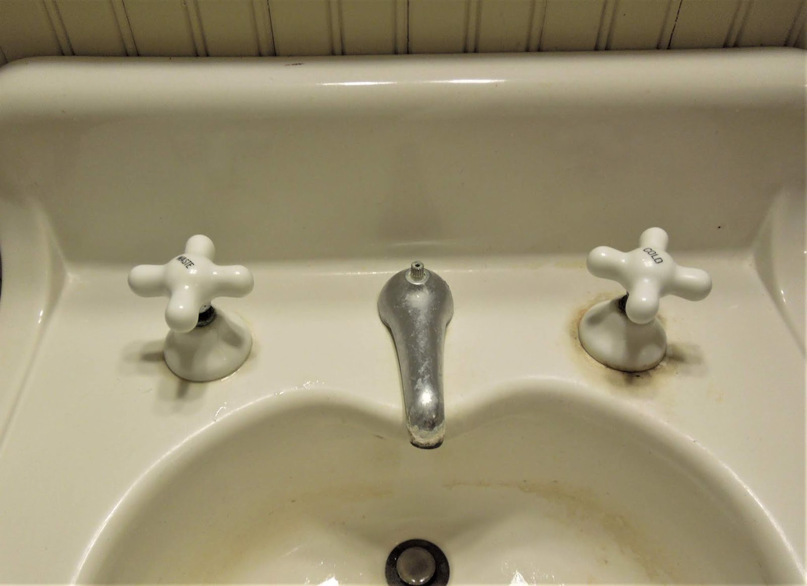 Our Arts And Crafts Home Sink Repair Update Finally The Before Set And I Vinegar Ed Out Gross Water Marks On Sink Yuck Faucets Looked Ok Until You Started Looking At Them Realized
