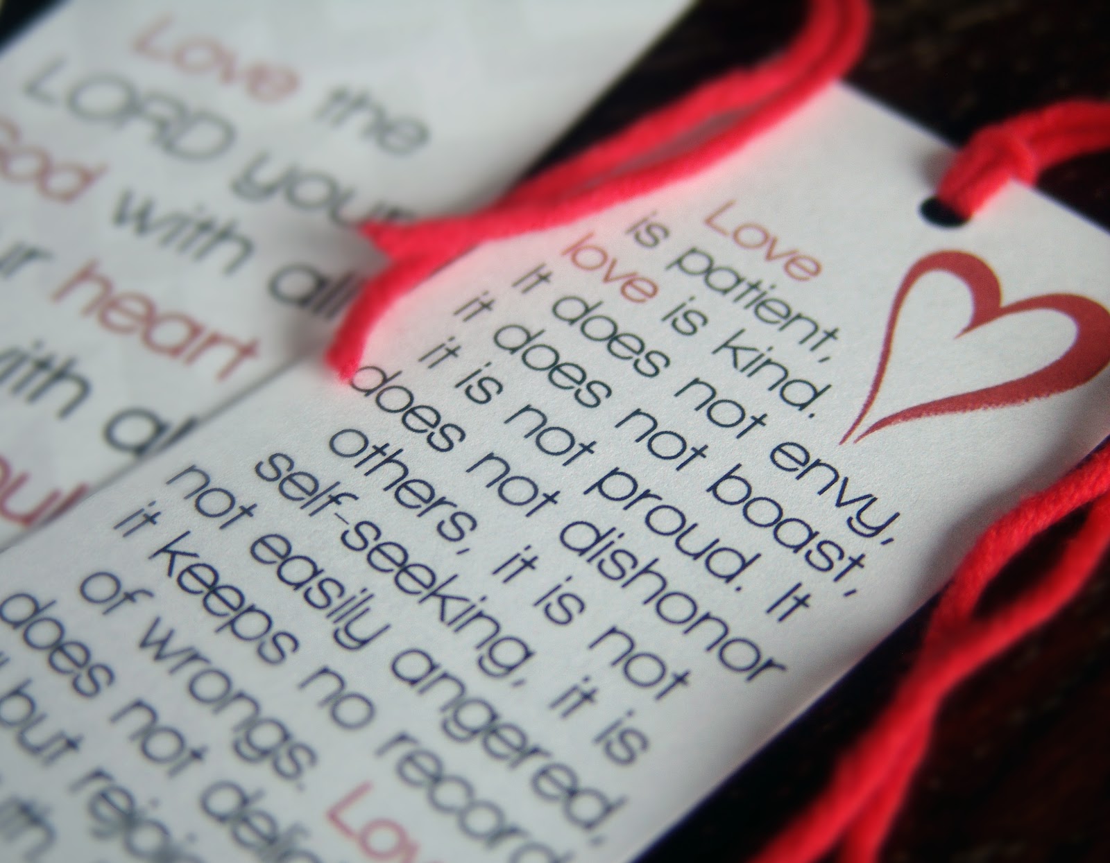 From the Carriage House: Valentine's Day Bookmarks {Printable}