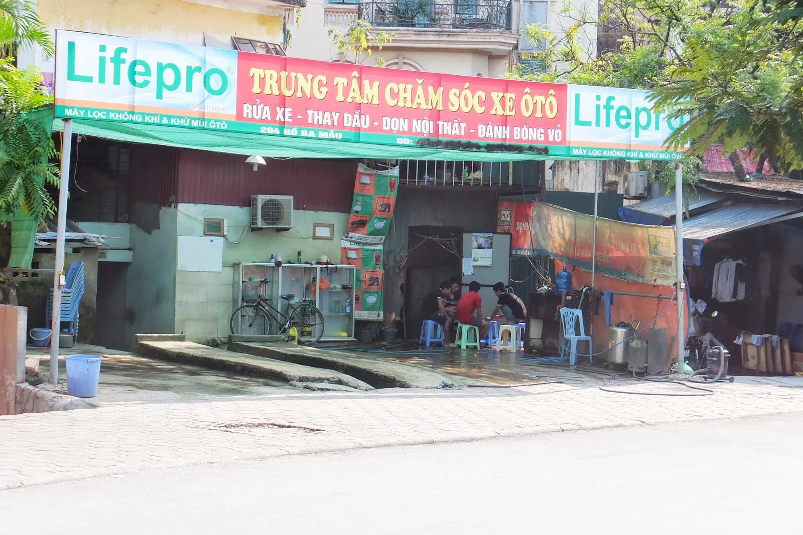 car-wash-shop-vietnam ベトナムの洗車屋