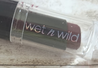 [Beauty] wet n wild Mega Last Lipstick E918D Cherry Bomb