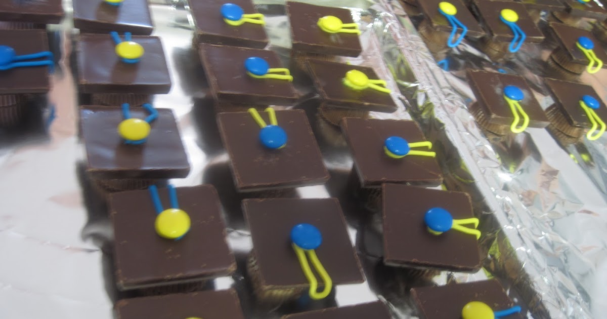 The Better Baker Graduation Caps and Jello Pinwheel Flowers