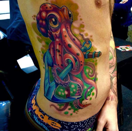 Esta nova escola polvo tatuagem