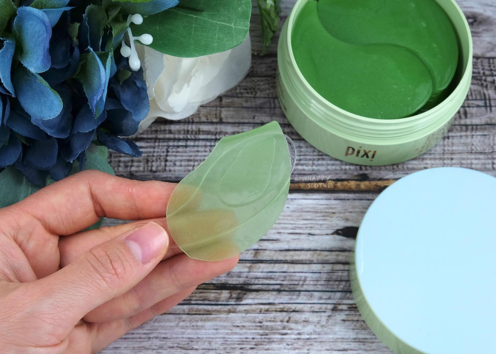 Pixi Beauty DetoxifEYE Hydrogel Depuffing Eye Patches Review The