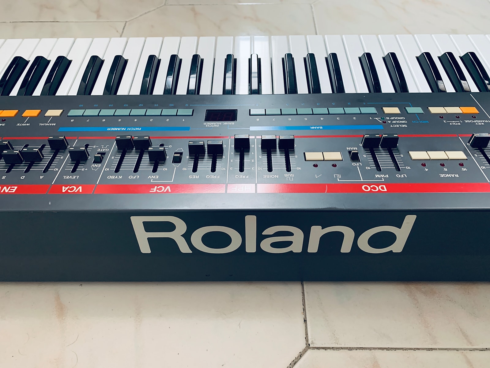 MATRIXSYNTH Roland Juno106 Analog Polyphonic Synthesizer New Voice