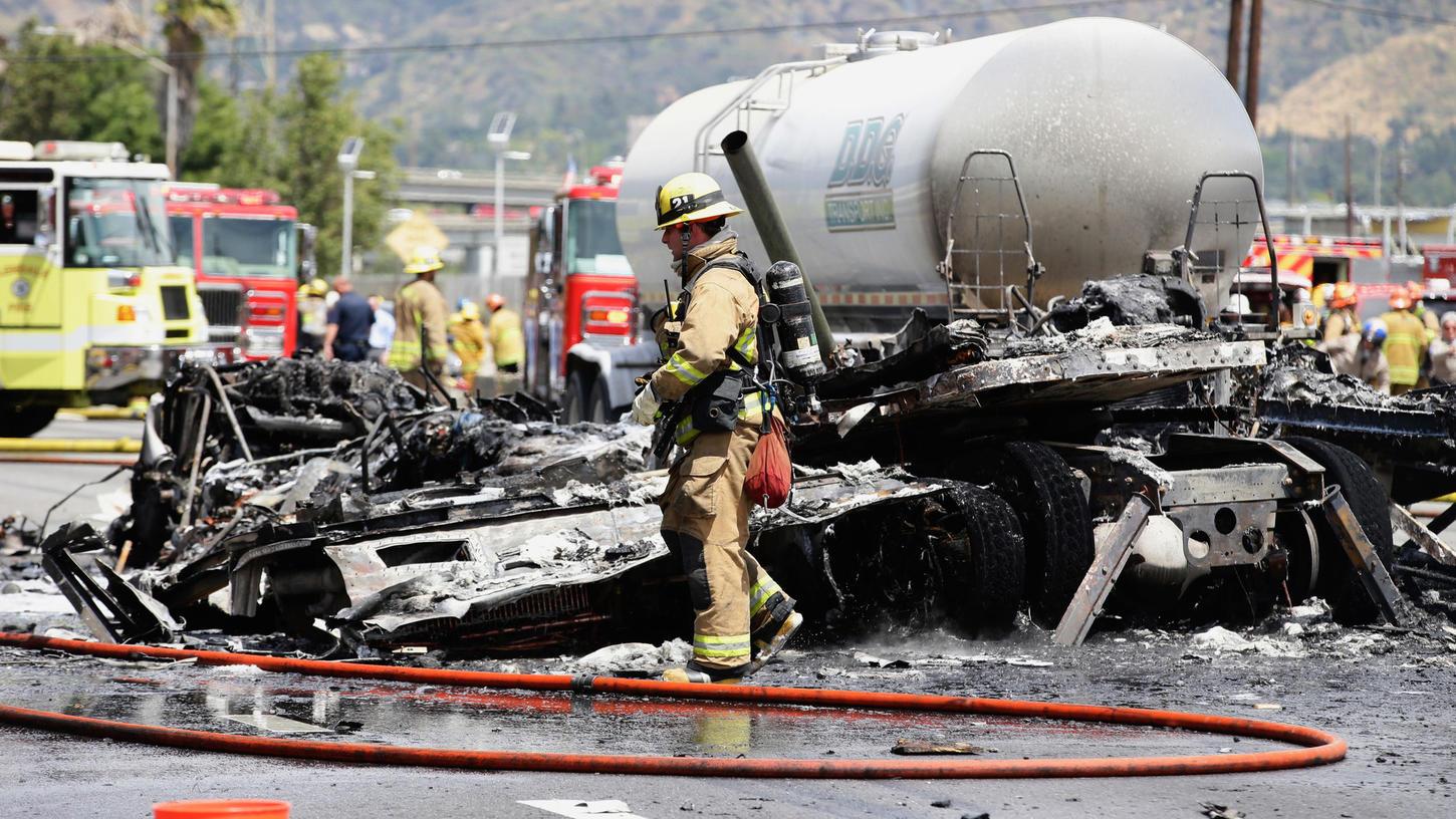 Things To Do In Los Angeles Nightmare Crash on 5 Freeway Tuesday