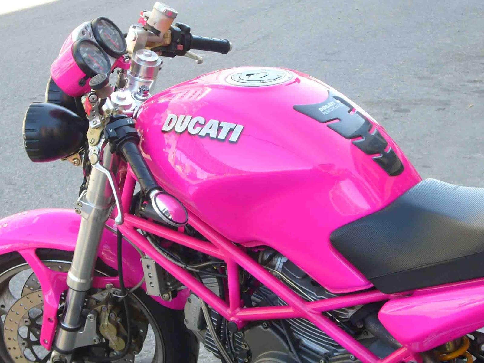 pink ducati