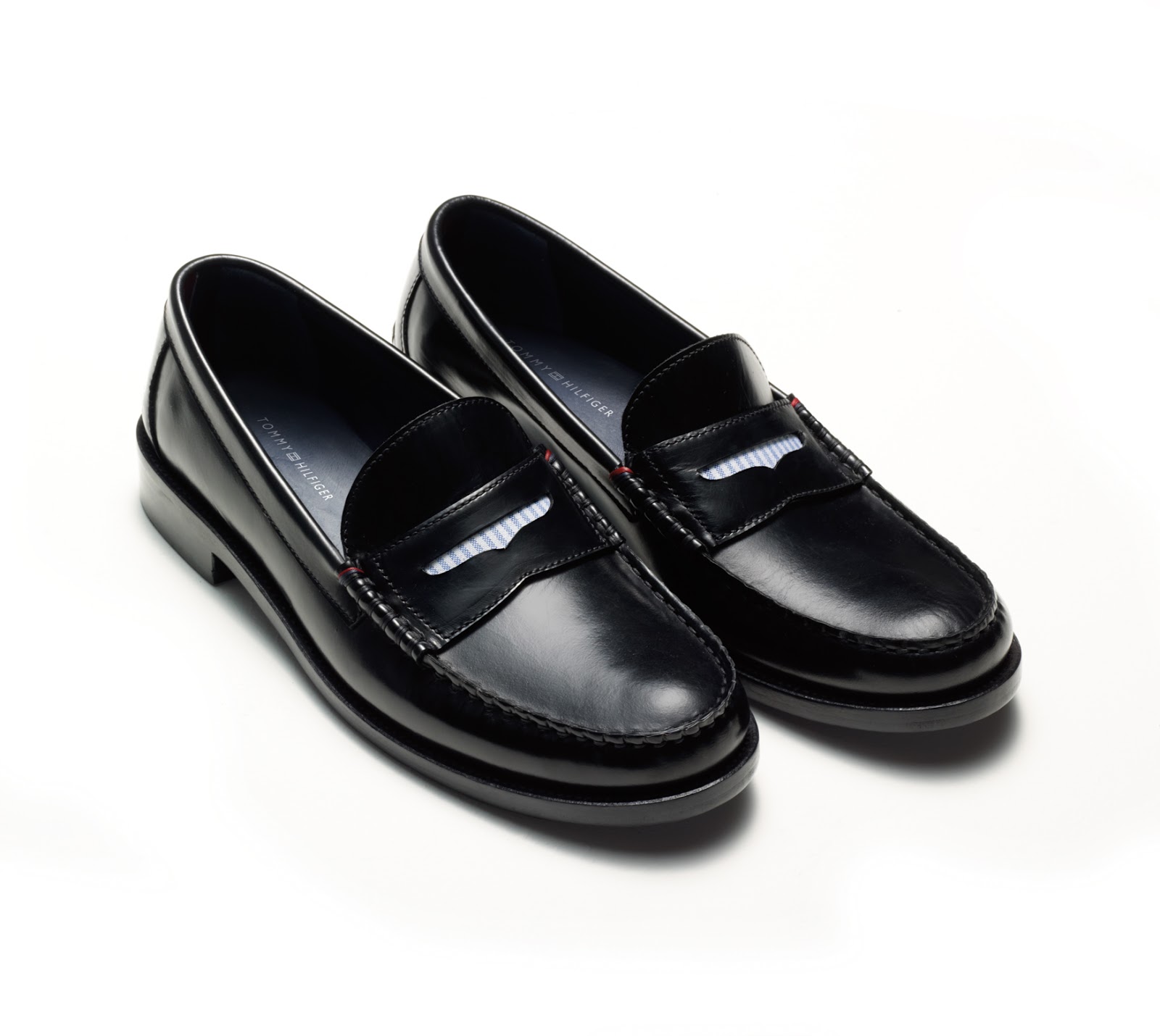 TOMMY HILFIGER vuelve a mocasines Suits & Suits & Shirts