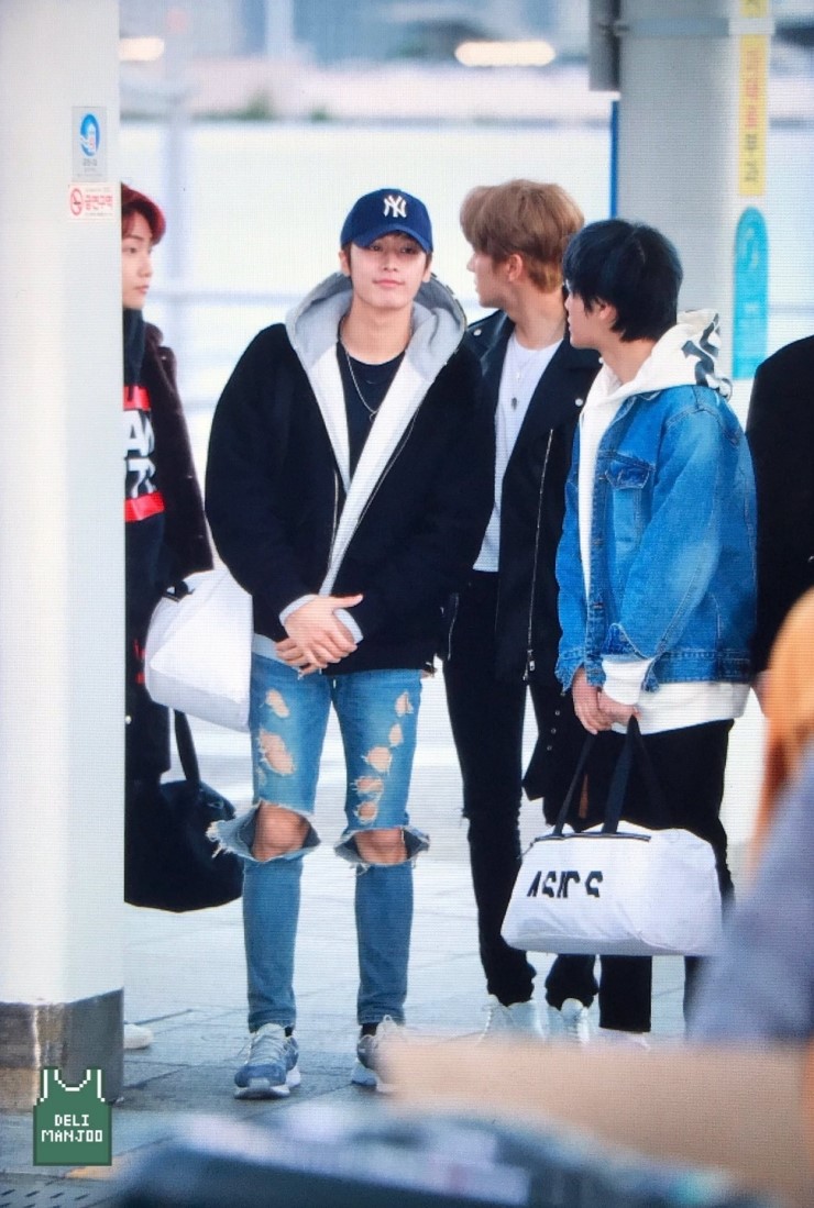 어제자 취저였던 남돌 공항패션.jpg | 인스티즈