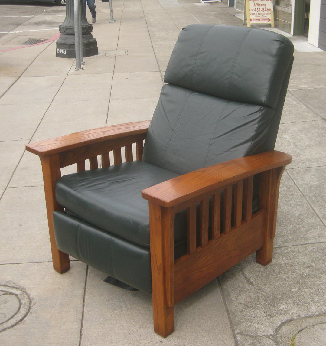 UHURU FURNITURE & COLLECTIBLES SOLD Mission Style Recliner 75