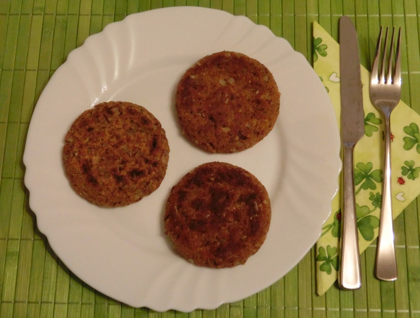 Bhakti Yoginis Blog: Grünkern-Bohnen-Bratlinge (2. Variante)