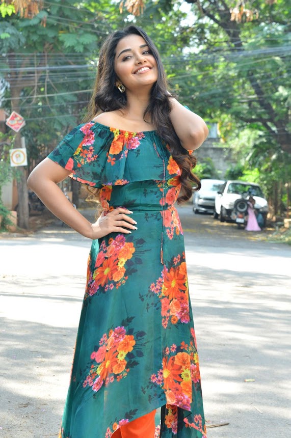Anupama Parameswaran at Hello Guru Prema Kosame Promotions