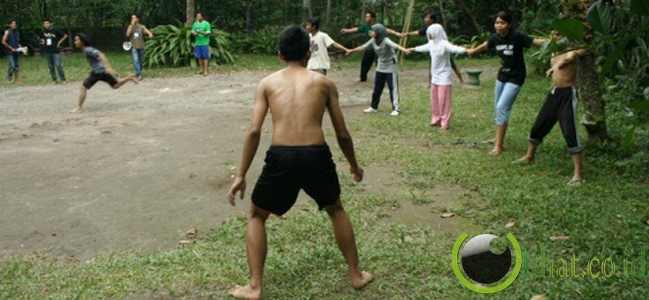 Paling Gokil Permainan Tradisional Engklek Dikenal Juga Dengan Istilah