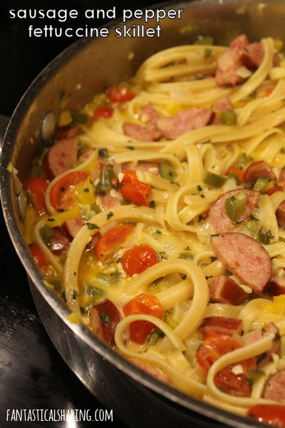 Sausage and Pepper Fettuccine Skillet #recipe #maindish #quickrecipe #pasta #kielbasa