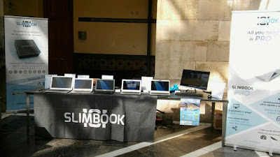 Stand de SLIMBOOK Stand de SLIMBOOK