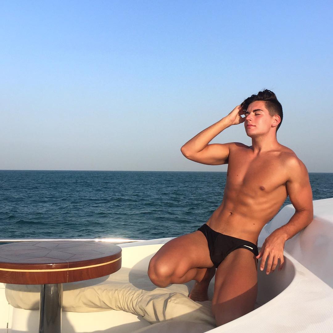 Beauty and Body of Male : Nathan Kriis (@nathankriis) on Ins - DaftSex HD. 