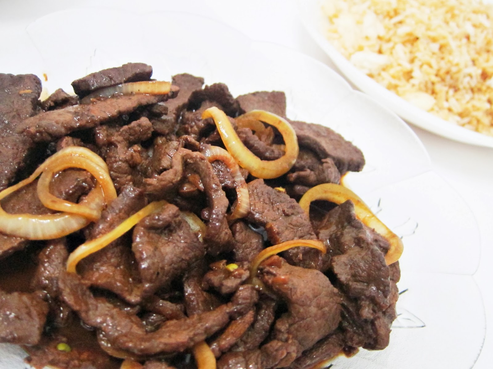WICKERMOSS: EATS: Beef Steak / Bistek Tagalog. TheWickeRmoss cooks-'n
