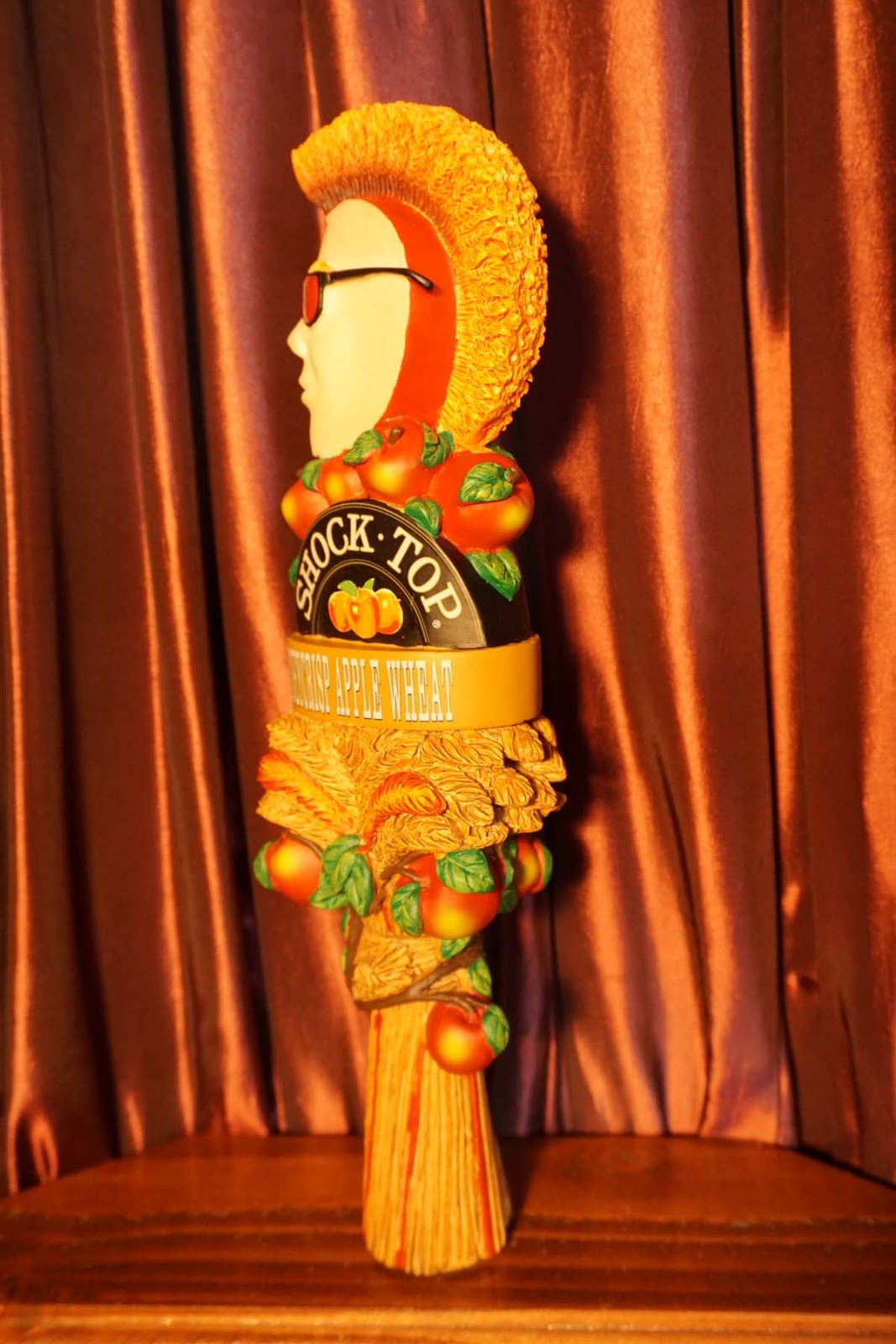 Tap Handle 660 Shock Top Honeycrisp Apple Wheat
