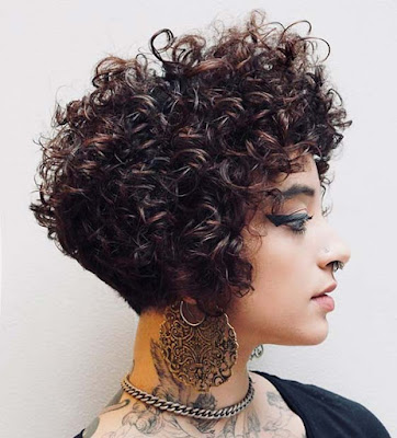 ✘ 26+ Amazing Curly Bob Short Hairstyles To Choose Right Now when looking for the proper bob you may find endless amounts of straight bob cuts ✘ 26+ Amazing Curly Bob Short Hairstyles To Choose Right Now
